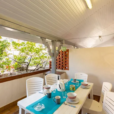 Des Ailes-1 By Interhome