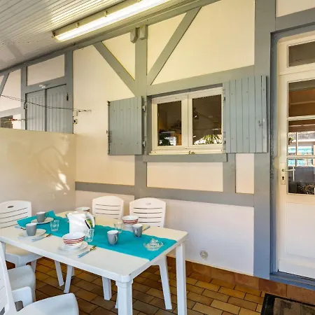 Holiday home Des Ailes-1 By Interhome